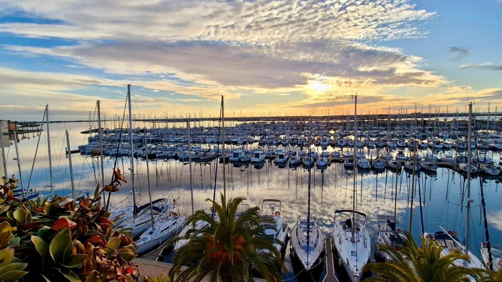 - L'Horizon Bleu - Cocon Romantique Avec Vue Mer Panoramique Gruissan Exterior foto